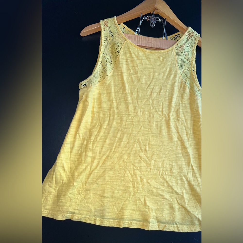 Chaps Yellow Lace Detailed Tank Size Large EUC